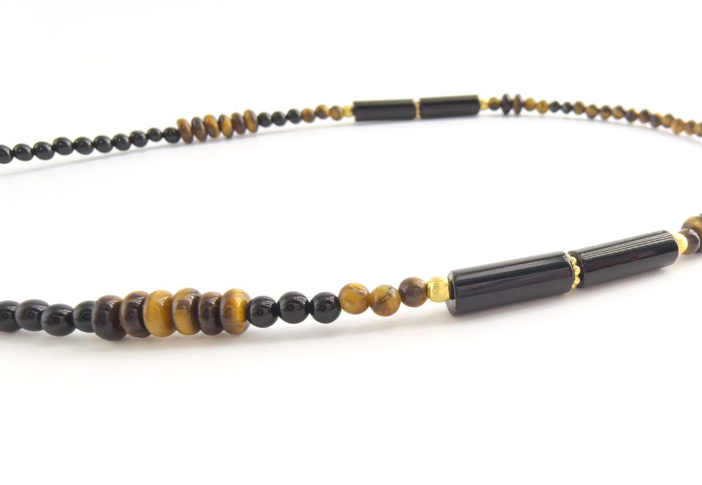 Solitude Gaze Necklace, Black Onyx, Tiger's Eye, Golden Pendant - Image 4