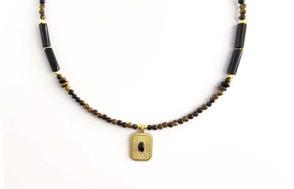 Solitude Gaze Necklace, Black Onyx, Tiger's Eye, Golden Pendant - Image 3
